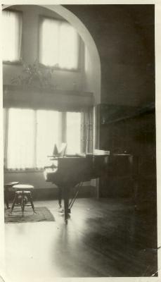 Elizabeth Ivey Brubeck's music room