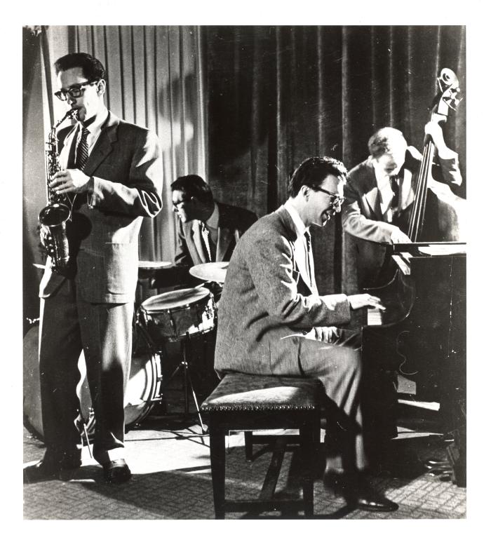 Dave Brubeck, Paul Desmond, Ron Crotty, Joe Dodge in performance