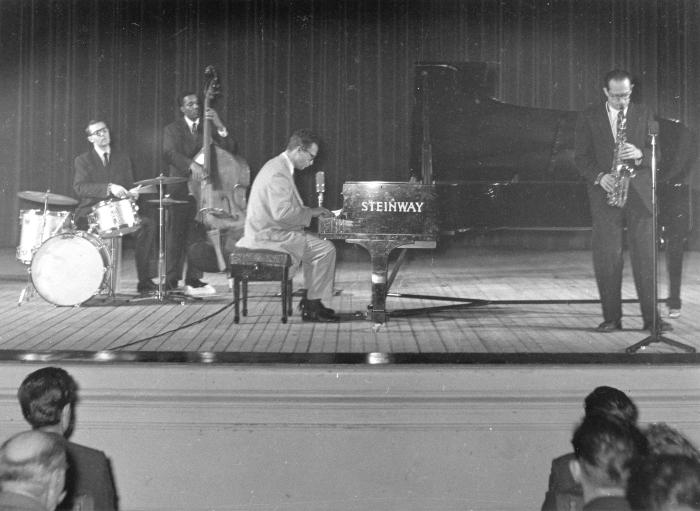 Classic Dave Brubeck Quartet in performance #1 (Palace of Culture, Warsaw, Poland)