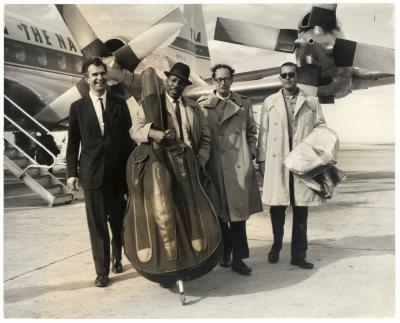 Dave Brubeck Quartet arrives at airport (Germany)