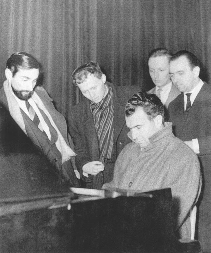 Jan Zylber, Jan Ptaszyn Wroblewski, Dave Brubeck, an unidentified fan (actor), Jerzy Dudus Matuszkiewicz (L-R)