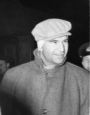 Dave Brubeck wearing overcoat and cap (Poland)