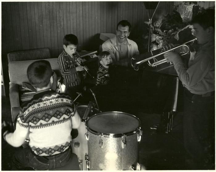 Dave Brubeck playing "music" with sons: Darius Brubeck (trumpet); Michael Brubeck (drums); Chris Brubeck (toy clarinet); Dan Brubeck (piano)