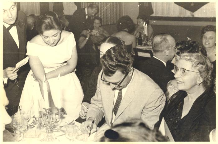 Dave Brubeck signing autograph at Rotary Club Dinner (Ankara, Turkey)