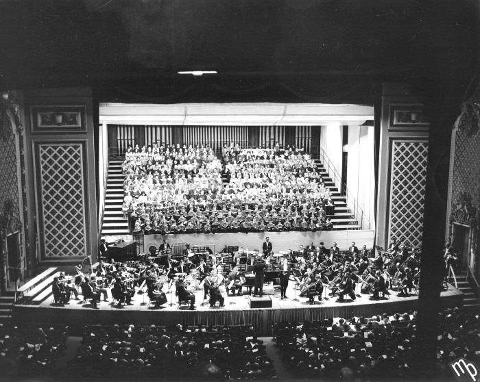 Chorus and orchestra, premiere, Light in the Wilderness #2 (Cincinnati, Ohio)